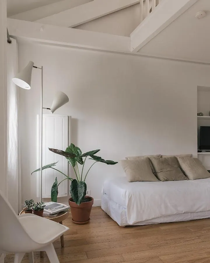 Apartment Terra Nova Paris